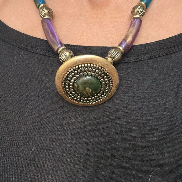 Funky Vintage Pendant Necklace - Picture 3 of 4
